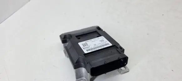 Audi Q7 4M Suspension control unit/module 4M8907777CA 4M8907777C A2C7580331100