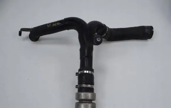 Maserati Ghibli Intercooler hose/pipe