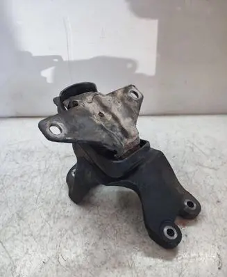 Volkswagen Amarok Engine mount bracket 2H6199308
