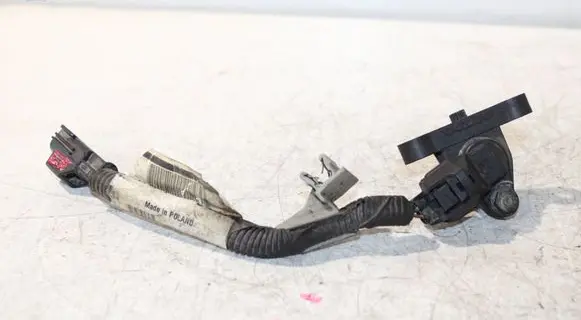Volvo V70 Crankshaft position sensor 30679789