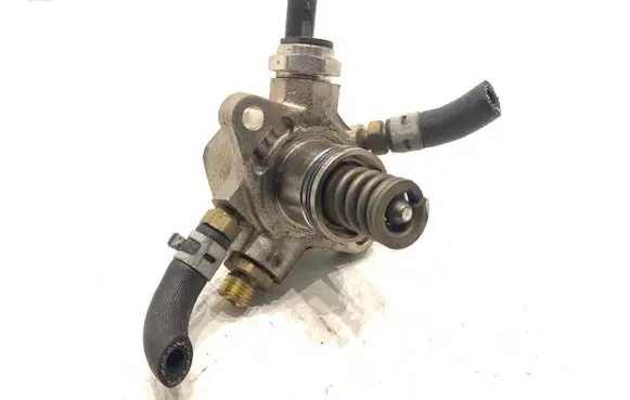 Audi A6 S6 C7 4G Fuel injection high pressure pump 079127025AJ