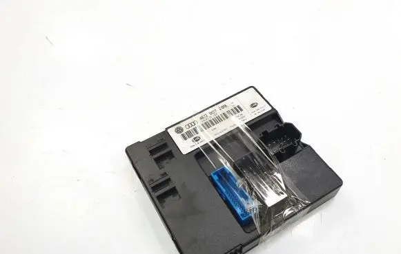 Audi A8 S8 D3 4E Central body control module 4E0907289