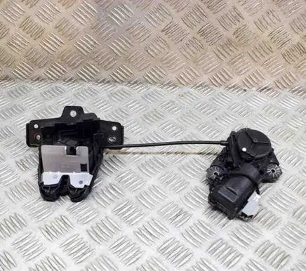 Volvo XC40 Tailgate/trunk/boot lock/catch/latch 32149889