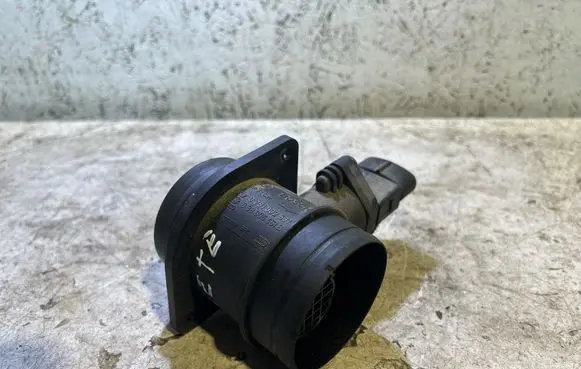 Skoda Roomster (5J) Mass air flow meter 0281002531 038906461B