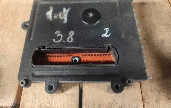 Chrysler Voyager Gearbox control unit/module 04686760AD P04686760AD