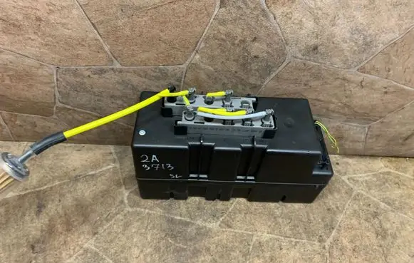 Mercedes-Benz SL R230 Central locking vacuum pump A2308000648