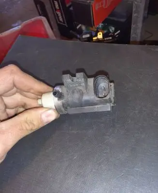 Volkswagen Sharan Turbo solenoid valve 1J0906627A 72290325