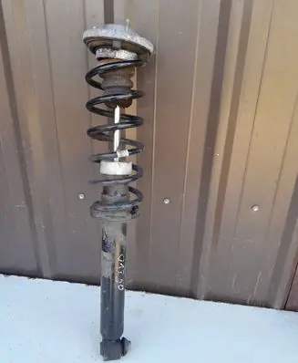 BMW 5 F10 F11 Rear shock absorber with coil spring 6863299 73512814746 A1507140930