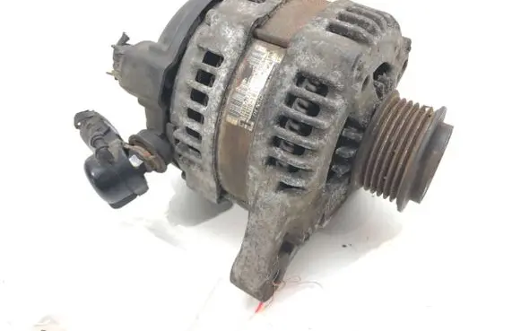 Hyundai ix35 Generator/alternator 37300-2F200