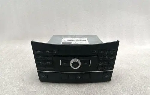 Mercedes-Benz E C207 W207 Navigation unit CD/DVD player A2129004910