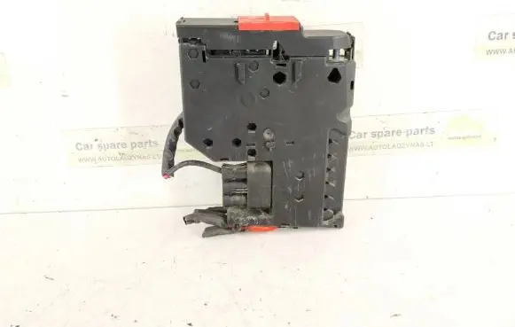 Mercedes-Benz C W204 Fuse box set 2075401950 A2075401950