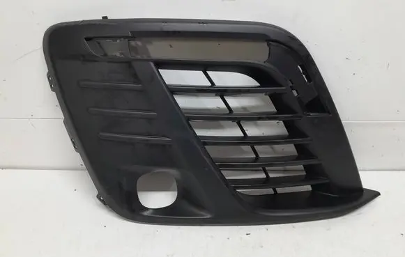 Peugeot Expert Front bumper lower grill 9811713877