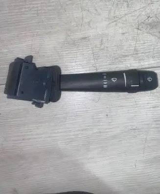 Volvo S60 Wiper control stalk 8691695