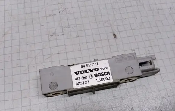 Volvo V70 Airbag deployment crash/impact sensor 9452777 003727 230602