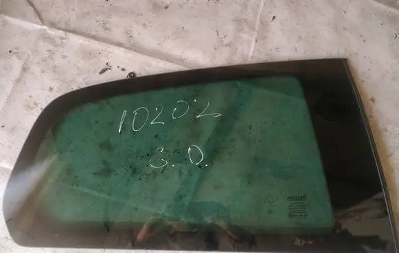 Fiat Punto (188) Rear side window as3