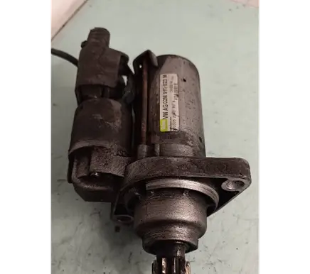 Volkswagen PASSAT B6 Starter motor 02M911023m