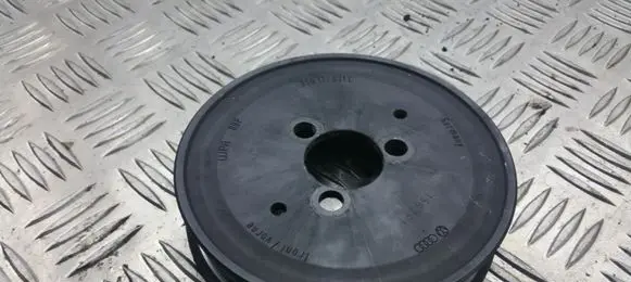 Audi A6 S6 C6 4F Water pump pulley 059121031L