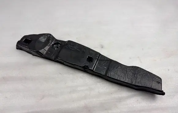 Ford Mustang VI Fender foam support/seal FR3B6316E561A