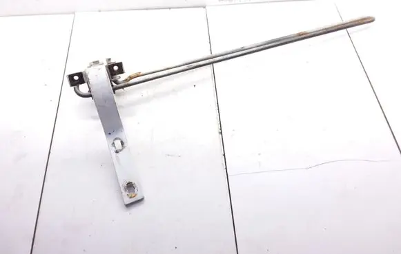 Jaguar XJS Tailgate/trunk/boot hinge 803554