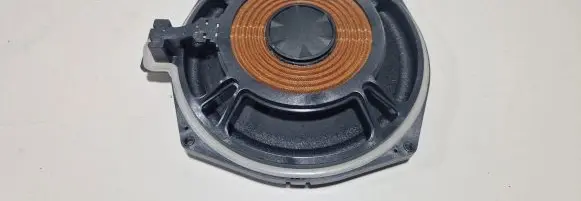BMW X2 F39 Subwoofer speaker