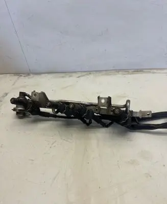 Audi A4 S4 B7 8E 8H Fuel injector 06B133551Q