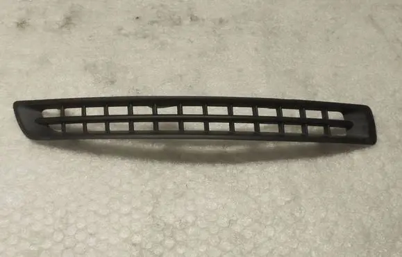 Volvo XC90 Front bumper lower grill 30678954