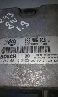 Volkswagen Golf IV Engine control unit/module 038906018J 28SA344 0281001613
