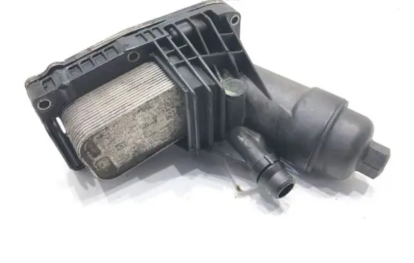Engine oil radiator