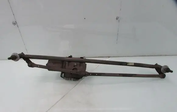Renault Master II Front wiper linkage and motor