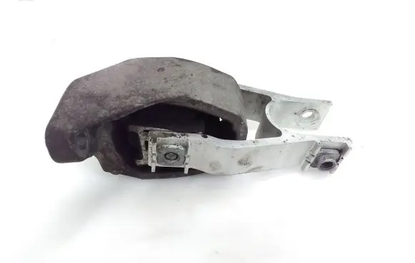 Volvo XC90 Engine mount bracket 31339953 31330592 31401144