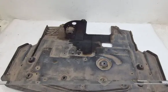 Hyundai i40 Engine splash shield/under tray