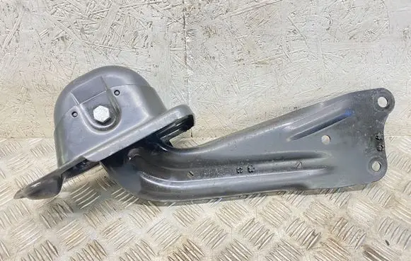 Volkswagen Touran III Rear control arm 1K0501475