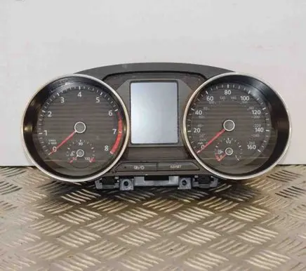 Volkswagen Polo V 6R Speedometer (instrument cluster) 6C0920940G