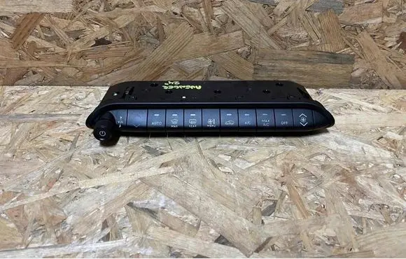 Jeep Avenger Climate control unit 07357858920