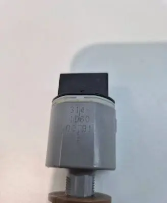 Toyota C-HR I Brake pedal sensor switch 3141D60001915