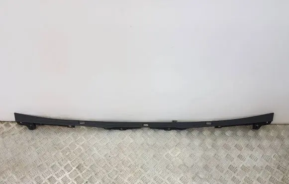 Infiniti Q30 Engine hood trim 289835DA1A