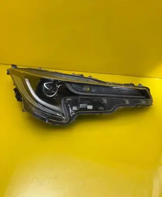 Toyota Corolla E210 E21 Headlight/headlamp 81110-02S70