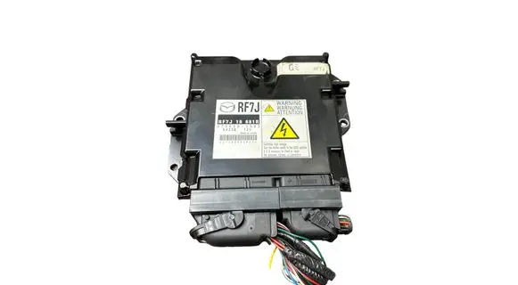 Mazda 6 Engine control unit/module RF7J18881R 2758006583 K423812V