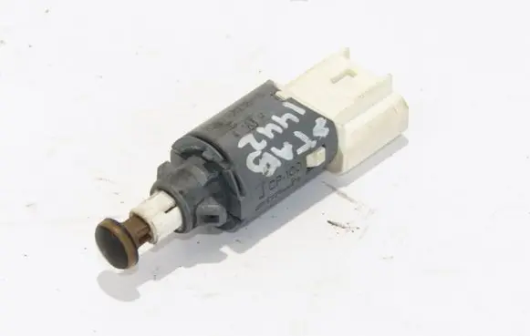 Renault Scenic II - Grand scenic II Brake pedal sensor switch