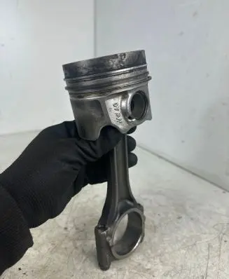 Volkswagen Polo V 6R Piston with connecting rod 04BF LVD6