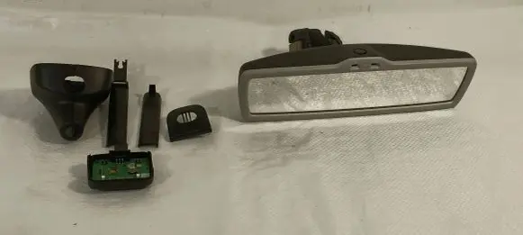 Volkswagen Golf VI Rear view mirror (interior) E11026141