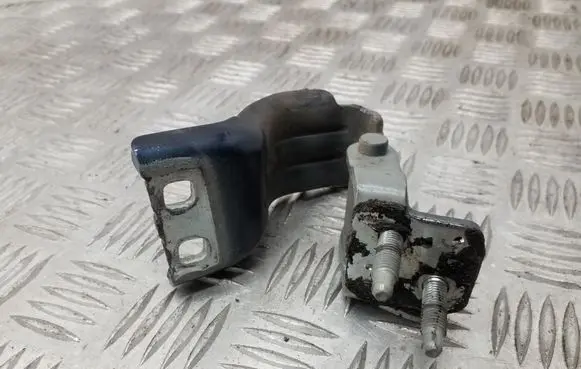 Volkswagen PASSAT B7 Tailgate/trunk/boot hinge 3C9827302D