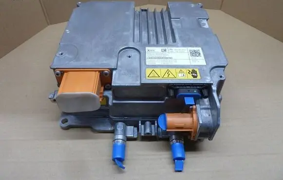 Mercedes-Benz Sprinter W906 Battery charger (optional) EAP0010160100-1