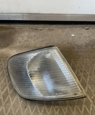 Audi A6 S6 C4 4A Front indicator light 185001 185001B