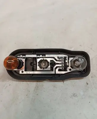 BMW 5 E39 Tail light bulb cover holder 399379