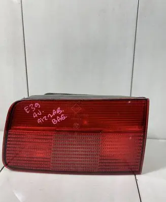 BMW 5 E39 Tailgate rear/tail lights 8361674