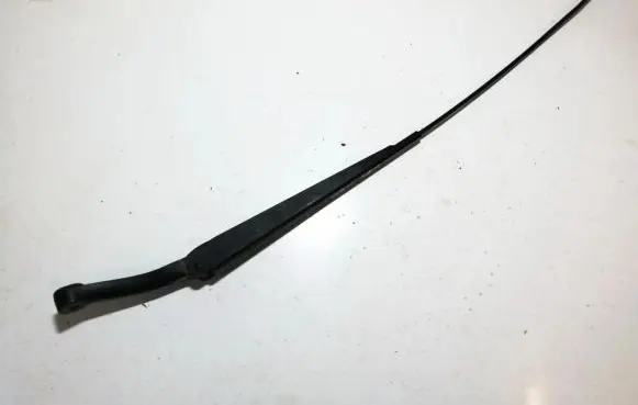 Volvo S80 Front wiper blade arm