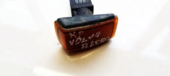 Volvo 850 Front fender indicator light 6R014263