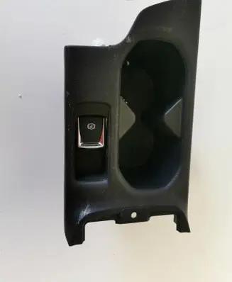 Cup holder front