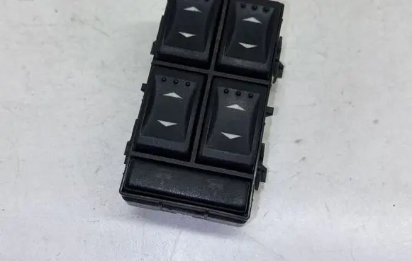 Ford Mondeo Mk III Electric window control switch 3S7T14A132BA